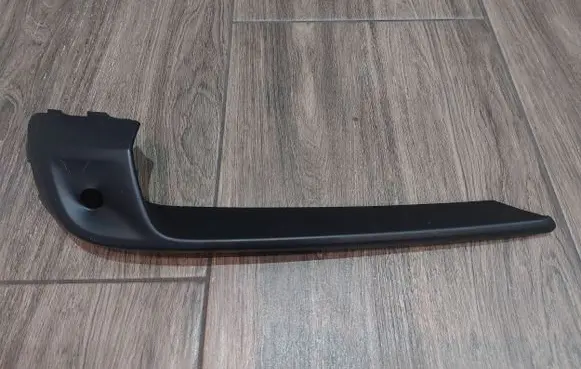 Porsche Cayenne (9Y0 9Y3) Front bumper splitter molding 9Y0807823