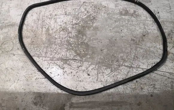 Audi A4 S4 B8 8K Front door rubber seal 8K0831721E
