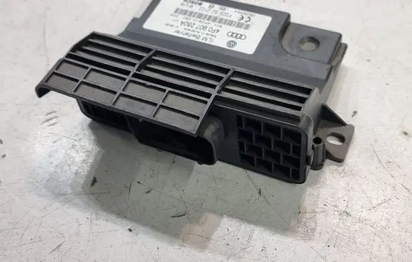 Audi A6 S6 C6 4F Hand brake control module 4F0907280A