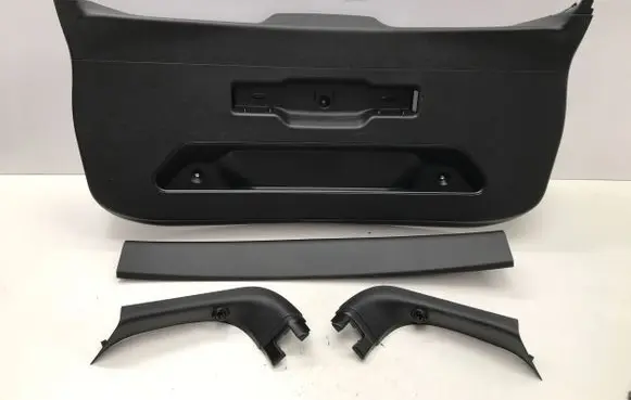 BMW 2 Active Tourer U06 Bottom trim 8494239