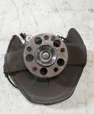 Mercedes-Benz B W245 Front wheel hub spindle knuckle