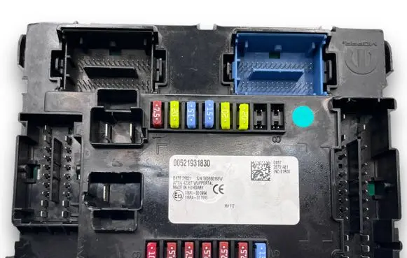 Fiat 500E Fuse box set 4870 00521931830