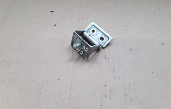 Suzuki SX4 Tailgate/trunk/boot hinge NOCODE