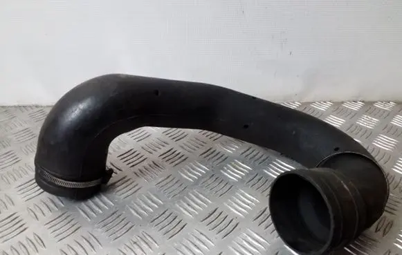 Lancia Zeta Air intake hose/pipe 1475312080