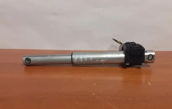 BMW X5 E70 Seat adjustment motor 0390204068 9168755
