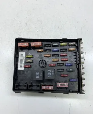 Volkswagen PASSAT B6 Fuse module 3C0937125 63592777
