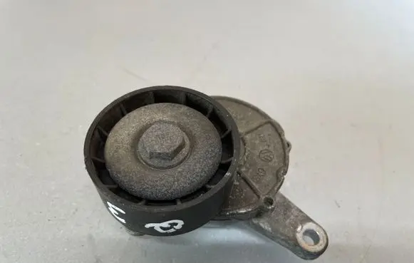 Audi Q3 8U Generator/alternator belt tensioner 04L903315