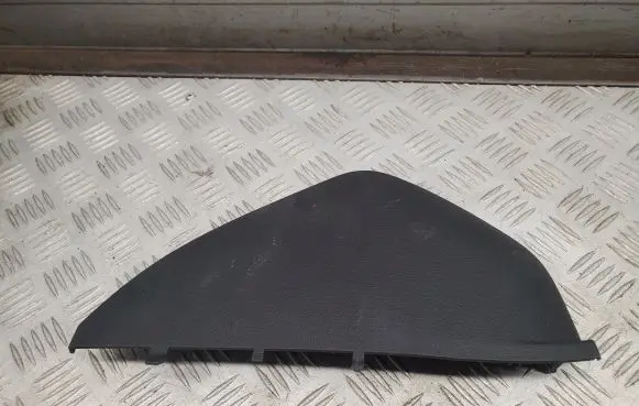 Audi Q8 Dashboard side end trim 4M8857086