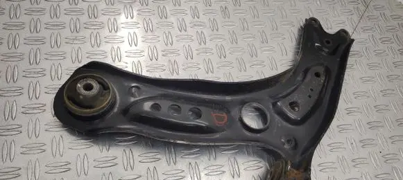 Seat Leon (5F) Front lower control arm/wishbone 5Q0407152L