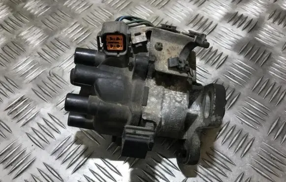 Mazda 323 Spark distributor d418902 d4189-02