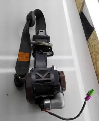 Opel Antara Front seatbelt PC7VWAULK 96852909