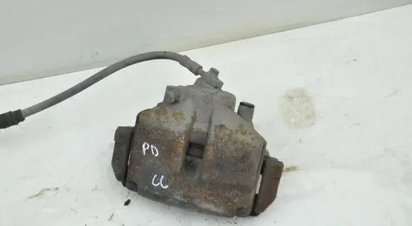 Volkswagen PASSAT CC Front brake caliper