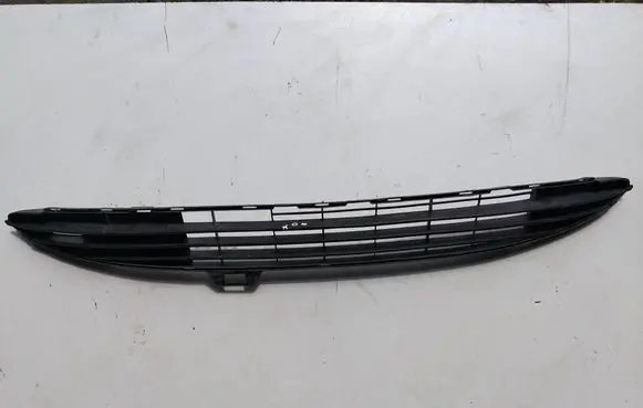Peugeot 206 Front bumper lower grill 9628579377 402618