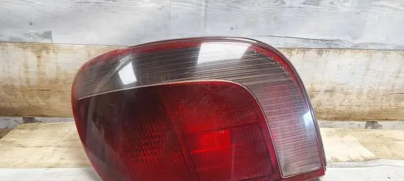 Peugeot 207 Rear/tail lights 530870R