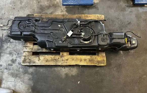 Ford Bronco Fuel tank NB3G-9002-EA NB3G9002EA N2DT-14407-CA