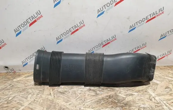 BMW 3 GT F34 Air intake duct part 8507567 13718507567