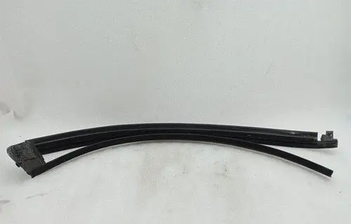 Ferrari 360 Front door rubber seal 65164500