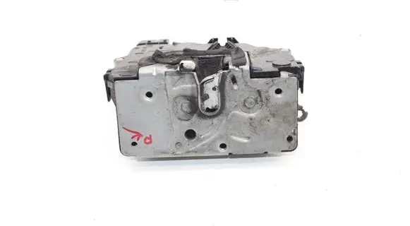 Peugeot Boxer Coupe door lock (next to the handle) 1350150080