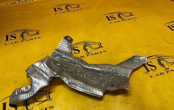Renault Clio IV Exhaust heat shield 483822393R