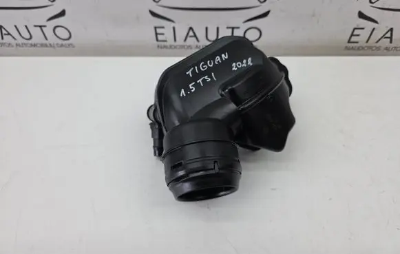 Intake resonator