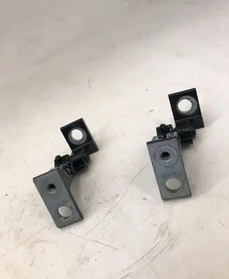 Volkswagen T-Roc Front door hinge set 8V5833403C