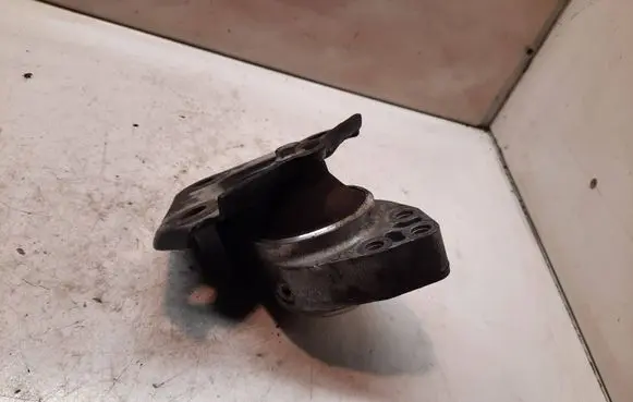 Ford Fiesta Engine mount bracket 5S616F012BA