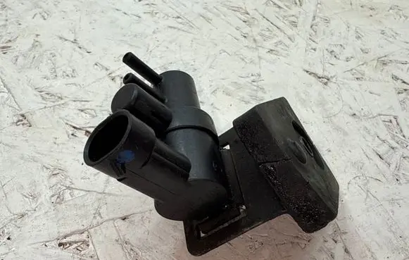 Citroen C1 Turbo solenoid valve 4707863AA