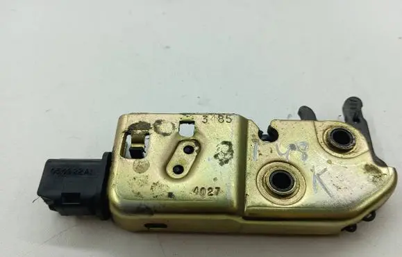 Chrysler Voyager Sliding door lock 050922A1 3485
