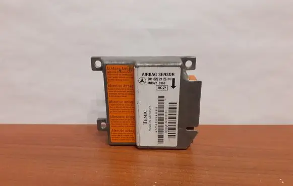 Mercedes-Benz E W210 Airbag control unit/module 0018202126 6475