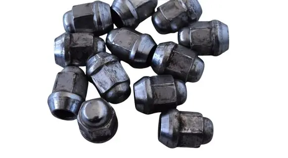 Suzuki Grand Vitara II Nuts/bolts 