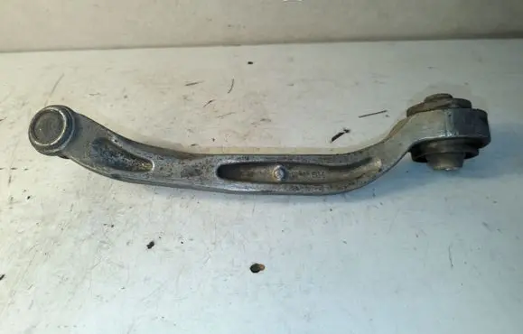 Audi A6 S6 C6 4F Front lower control arm/wishbone 4F0407693G