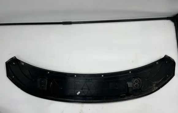 Audi E-tron GT Tailgate/trunk spoiler 4J3827934