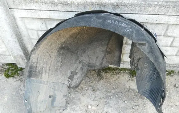 Mercedes-Benz CLS C219 Rear arch fender liner splash guards