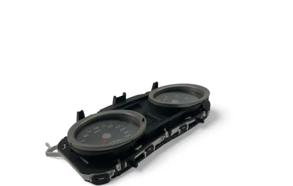 Renault Megane II Speedometer (instrument cluster) 8200306538