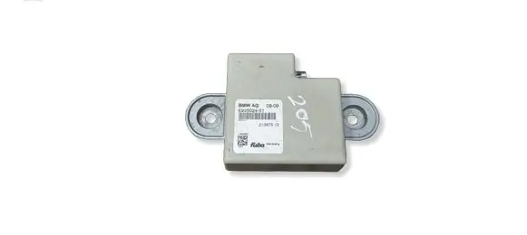 BMW X6 E71 Aerial antenna amplifier 6935024