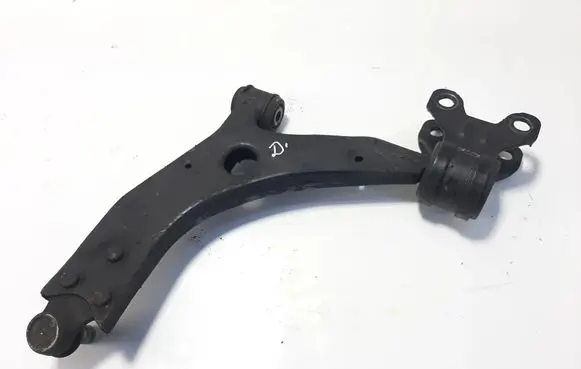 Volvo V40 Front lower control arm/wishbone