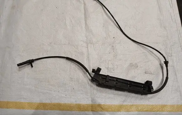 BMW X5 F15 ABS rear brake sensor 6771777 307647