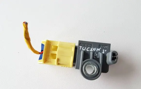 Hyundai Tucson TL Airbag deployment crash/impact sensor 95920B4000 07062017 A7053132200
