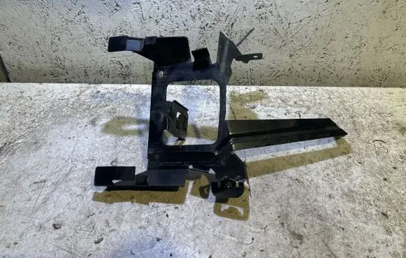 Mercedes-Benz ML W164 Other engine bay part A1645451840 0752