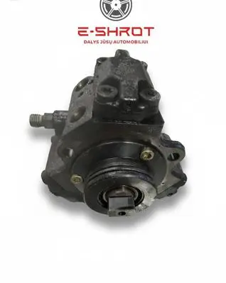 Hyundai Tucson JM Fuel injection high pressure pump 3310027000