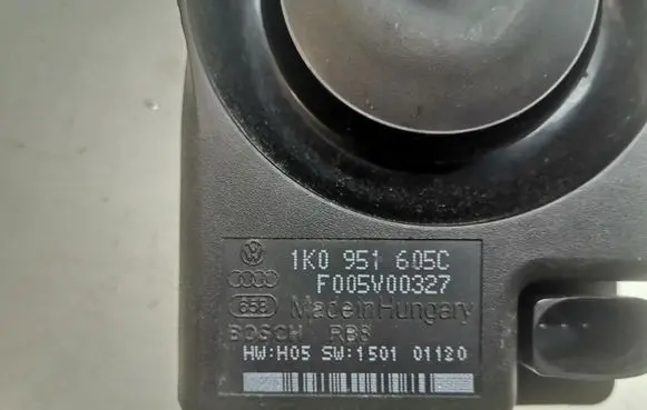 Audi A4 S4 B8 8K Alarm system siren 1K0951605C