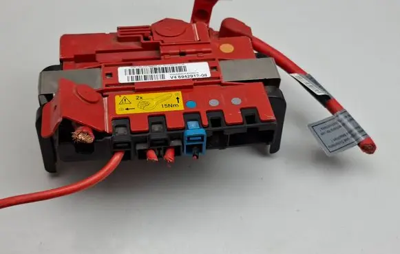BMW 5 E60 E61 Fuse module 106887 6982227 9130879