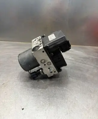Audi A4 S4 B6 8E 8H ABS Pump 0265950011 30921 4870780