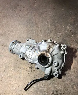 BMW X4 G02 Front differential 10425762