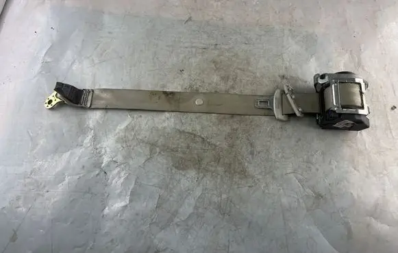 Audi A8 S8 D3 4E Middle seatbelt (rear) 4E0857807A