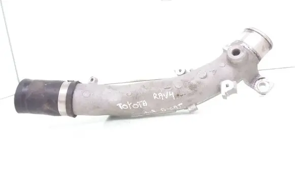 Toyota RAV 4 (XA40) Intercooler hose/pipe