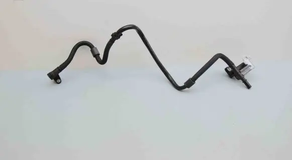 Volkswagen Tiguan Vacuum line/pipe/hose 04L611933