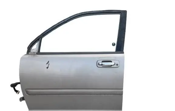 Nissan X-Trail T30 Front door 32C1