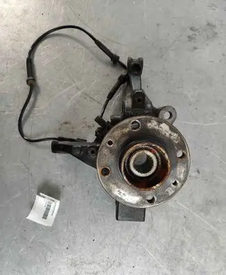 Renault Zoe Front wheel hub spindle knuckle 400152591R