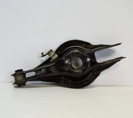 BMW 1 F20 F21 Rear upper control arm/wishbone 6867540